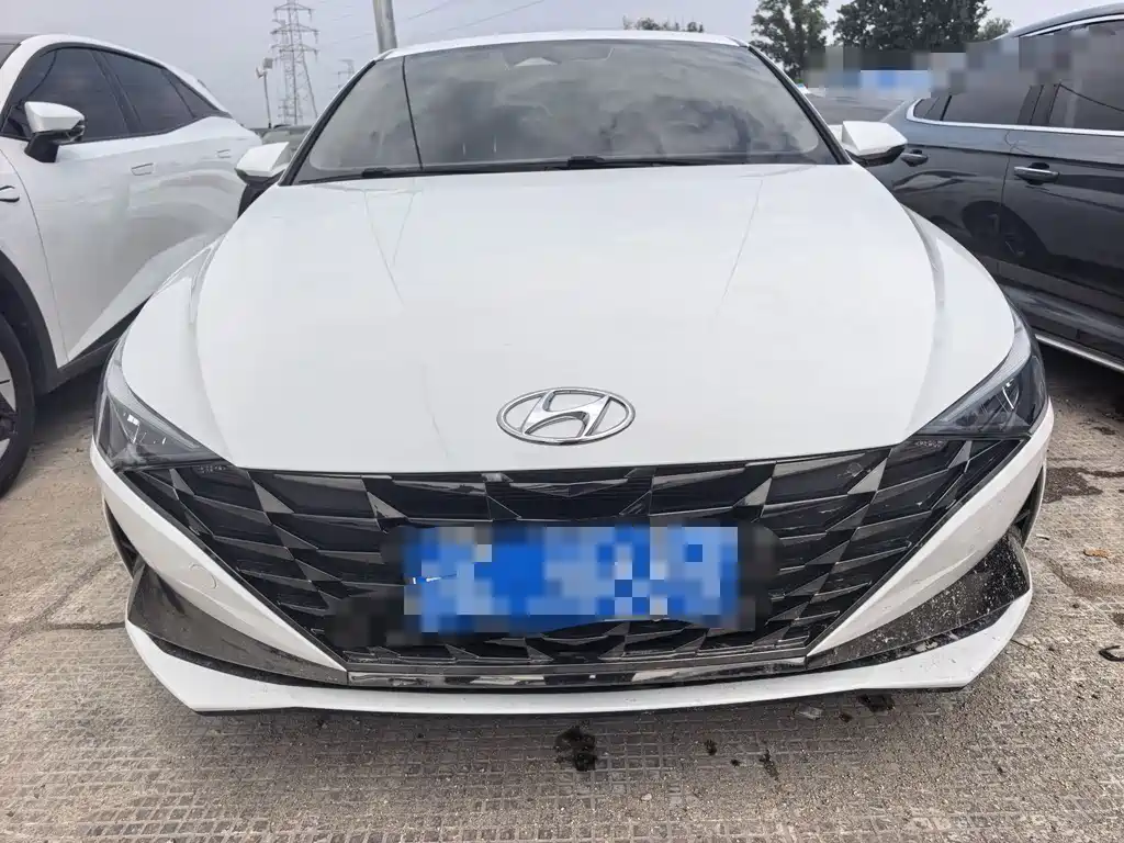 Hyundai Elantra 2021