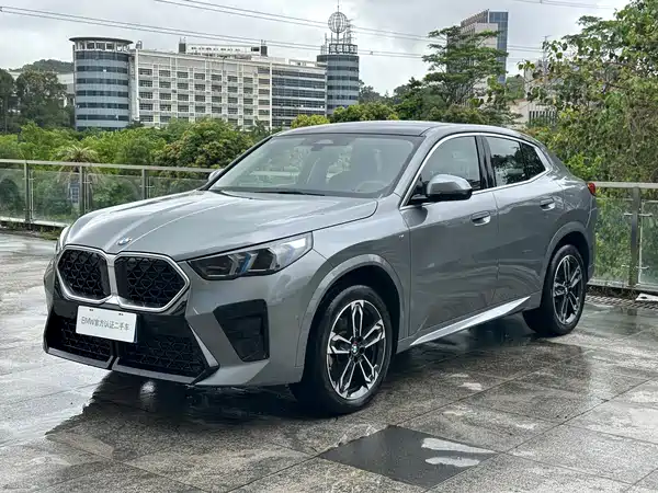 BMW X2 2025