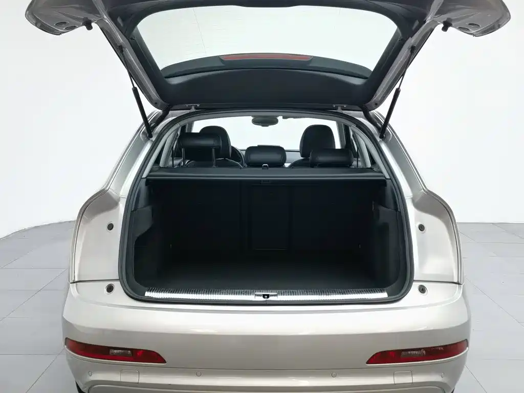 Audi Q3 2013 — фото 16