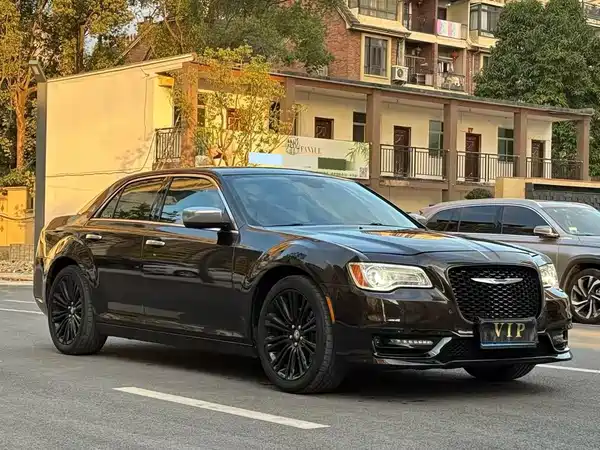 Chrysler 300C 2013