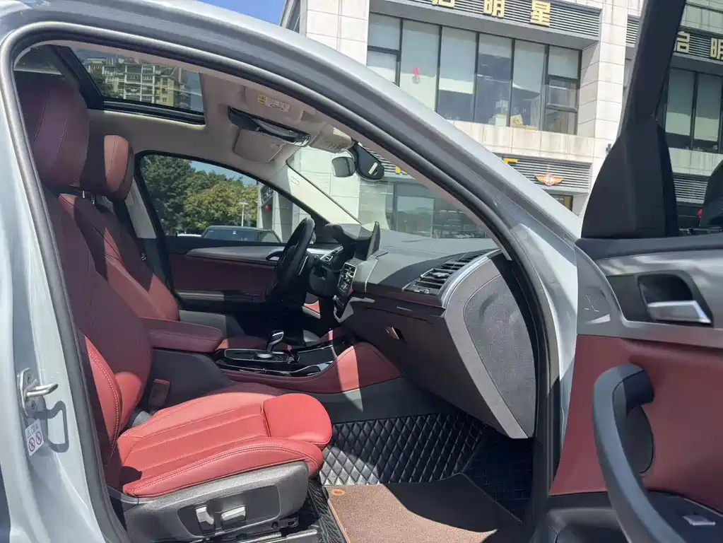 BMW X4 2022 — фото 3