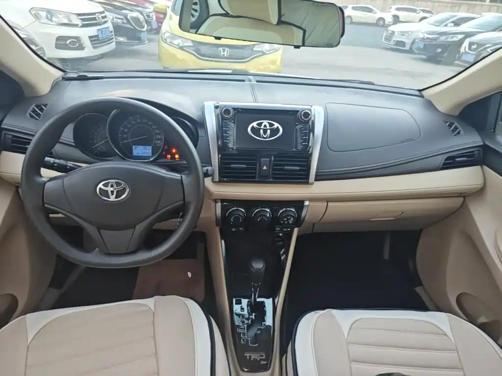 Toyota Vios 2016 — фото 10