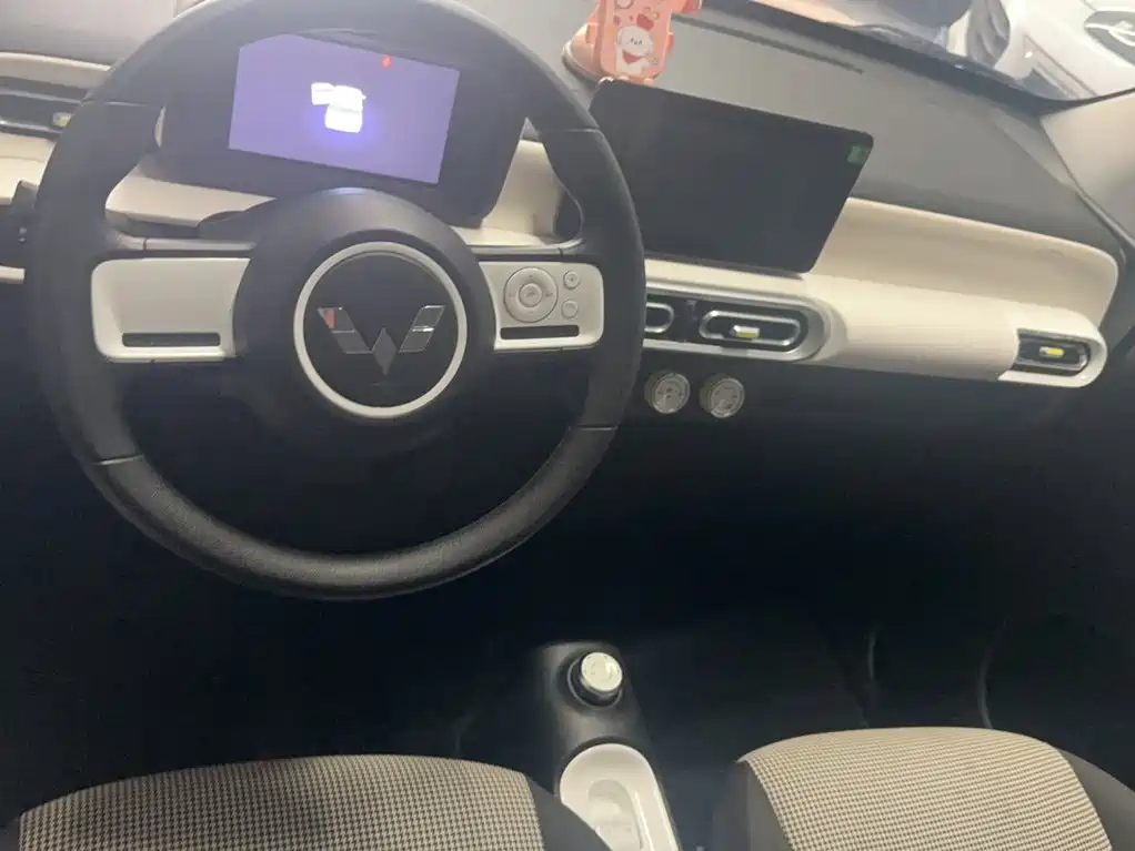 Wuling Hongguang MINIEV 2024