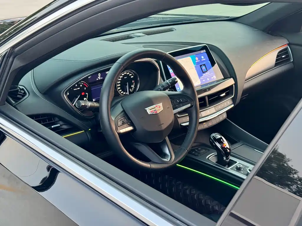 Cadillac CT5 2022 — фото 11