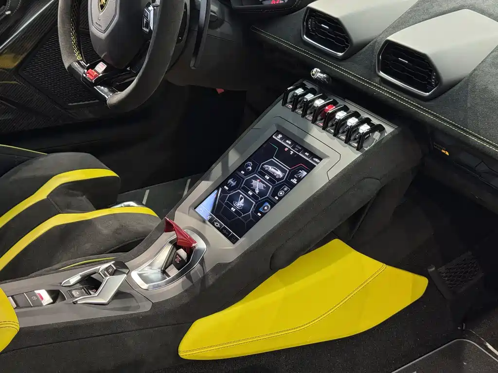 Lamborghini Huracán 2023