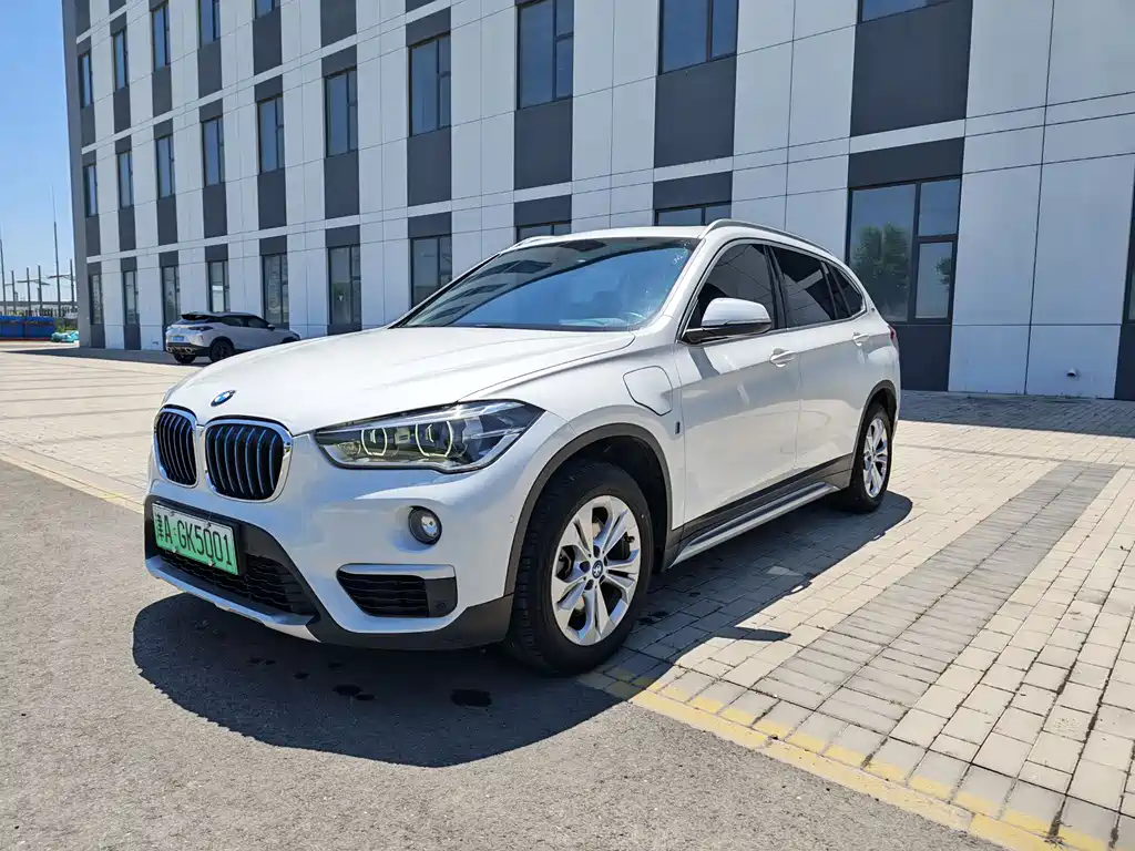 BMW X1 New Energy 2019 — фото 3