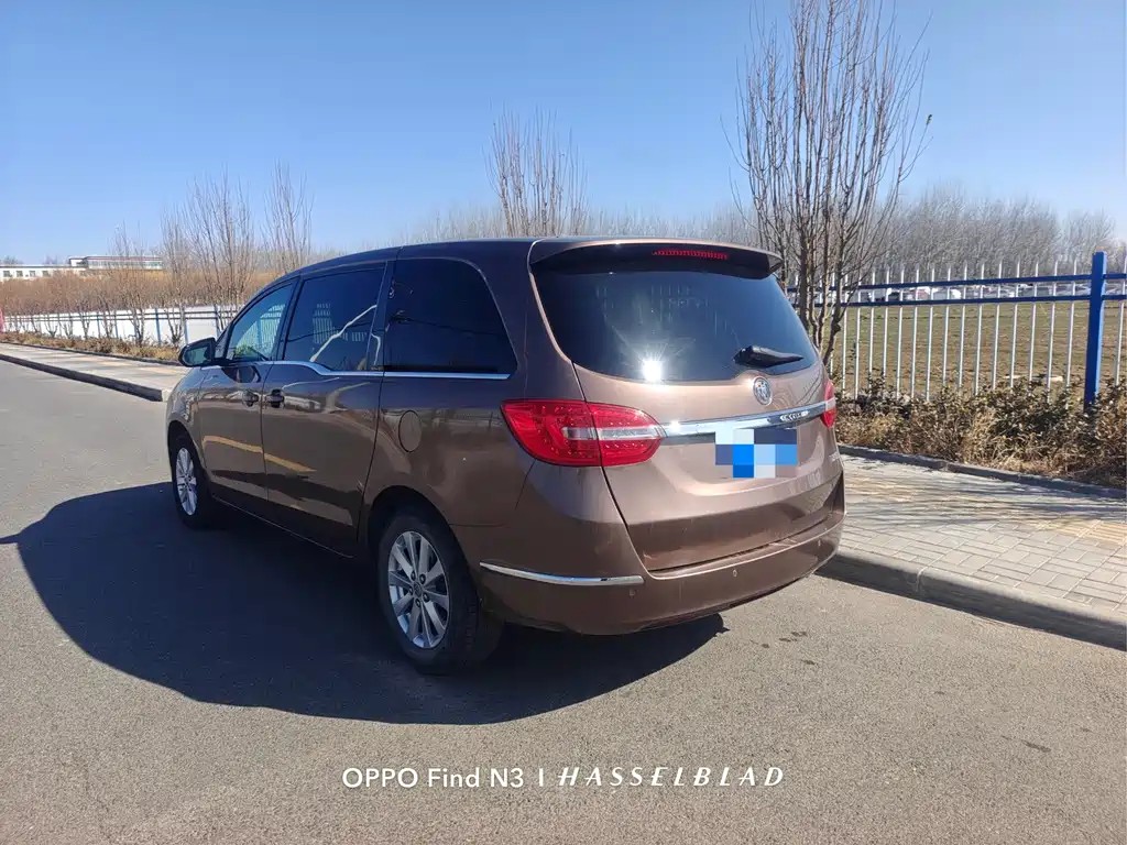 Buick GL8 2019