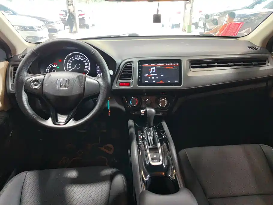 Honda Vezel 2016 — фото 12