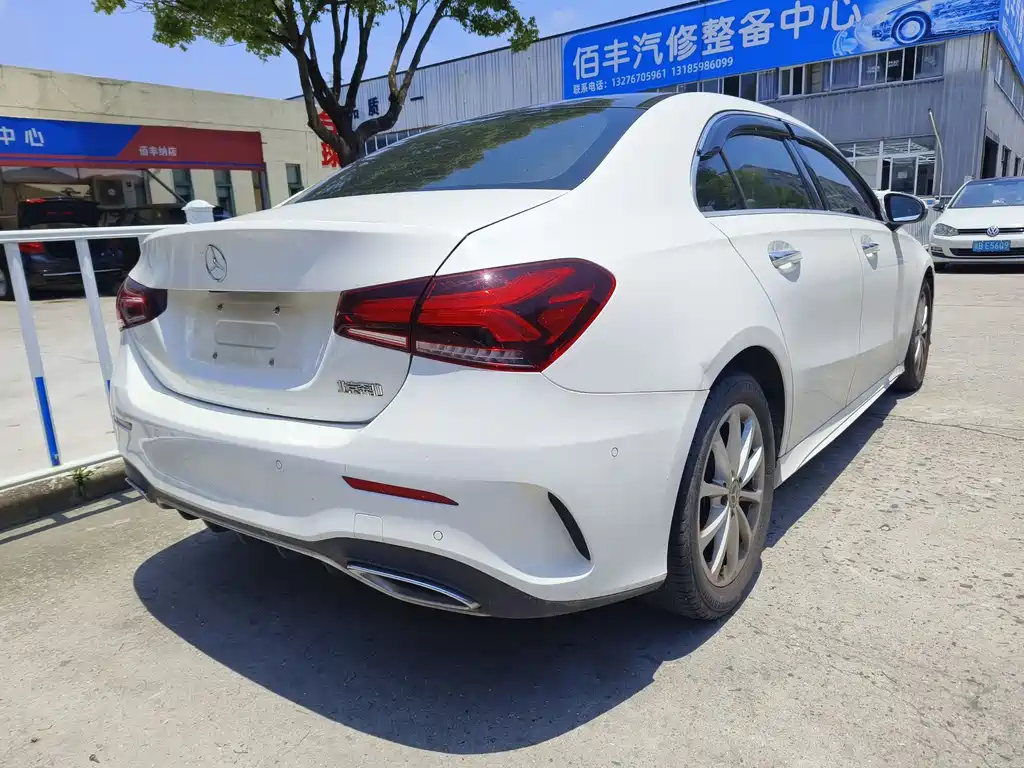 Mercedes-Benz A-Class 2021 — фото 13