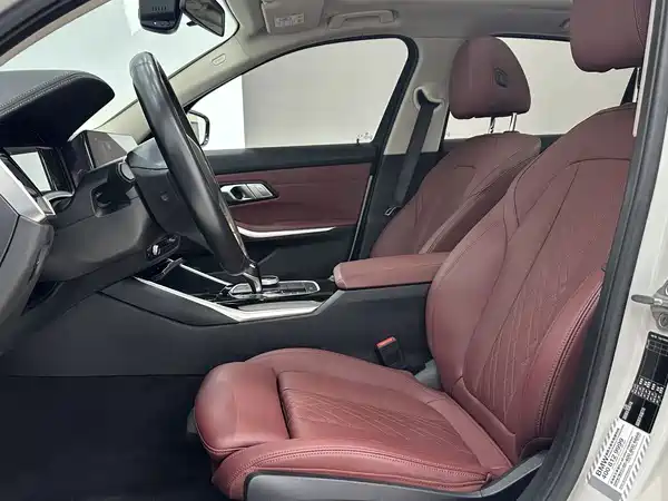 BMW 3 Series 2021