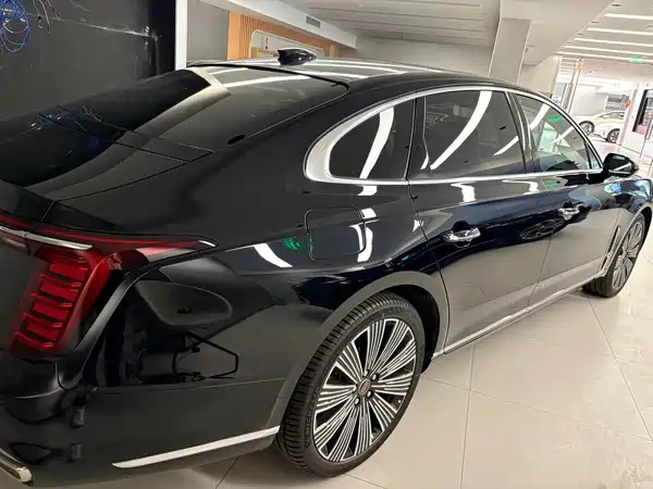 Hongqi H9 2025