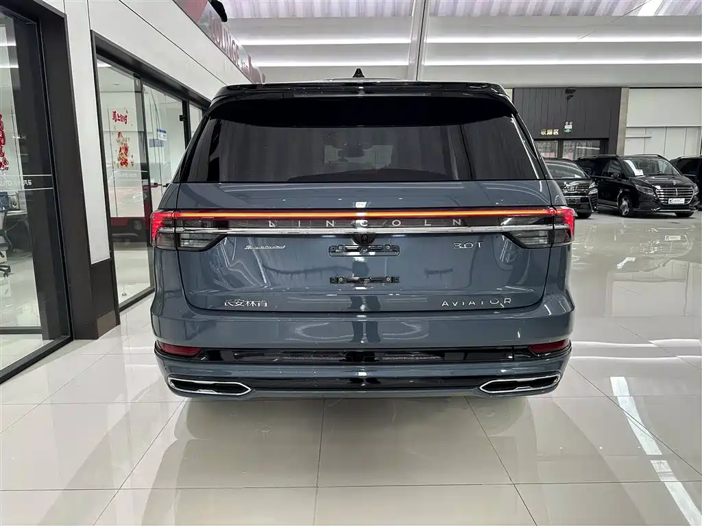 Lincoln Aviator 2025 — фото 19
