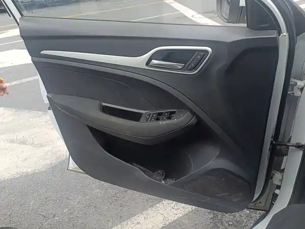 MG ZS 2019