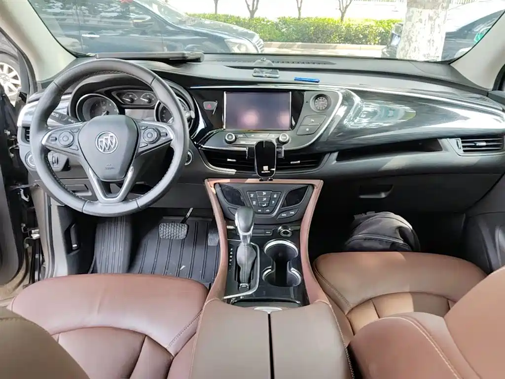 Buick Envision Plus 2018 — фото 10