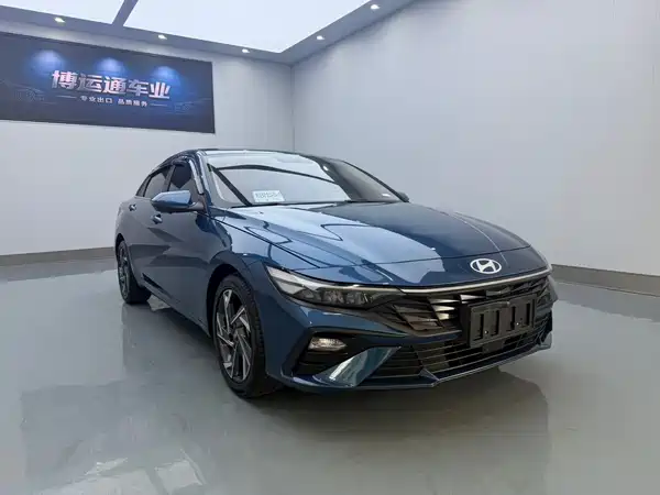 Hyundai Elantra 2024