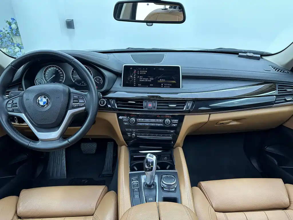 BMW X6 2018 — фото 18