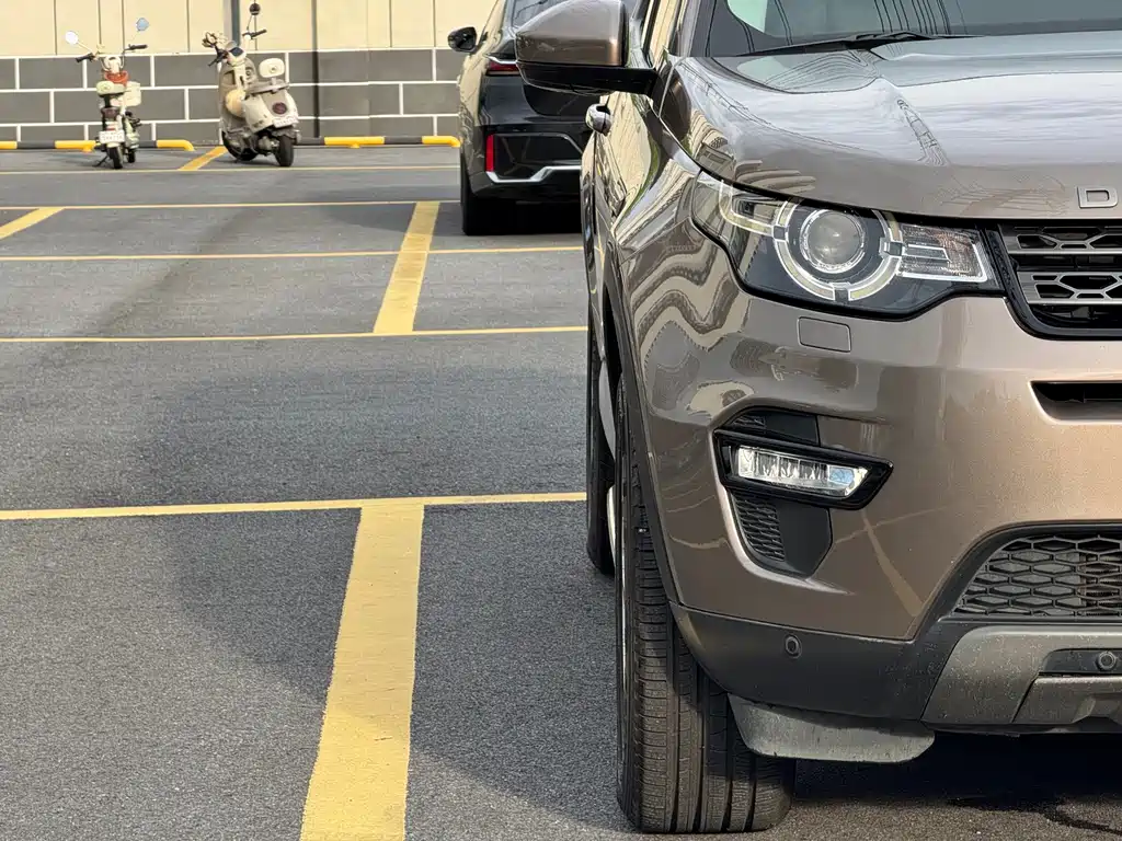 Land Rover Discovery Sport 2015 — фото 20