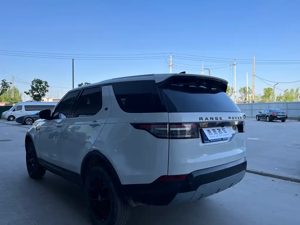 Land Rover Discovery 2018 — фото 13