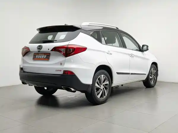 BYD Song 2016
