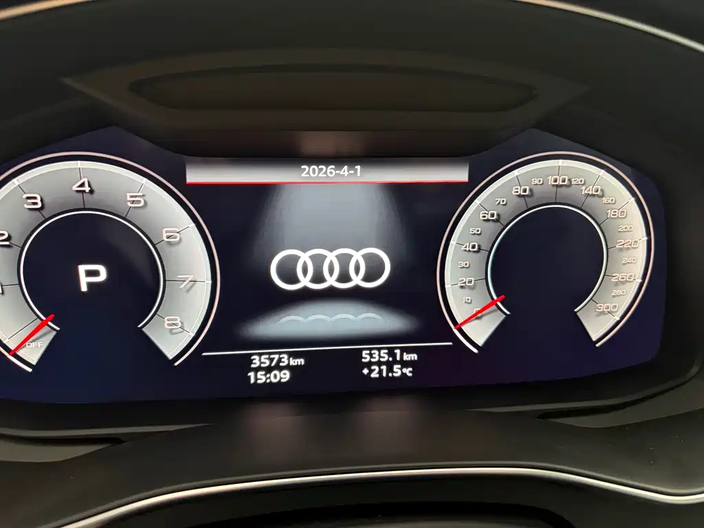 Audi A7L 2025 — фото 8