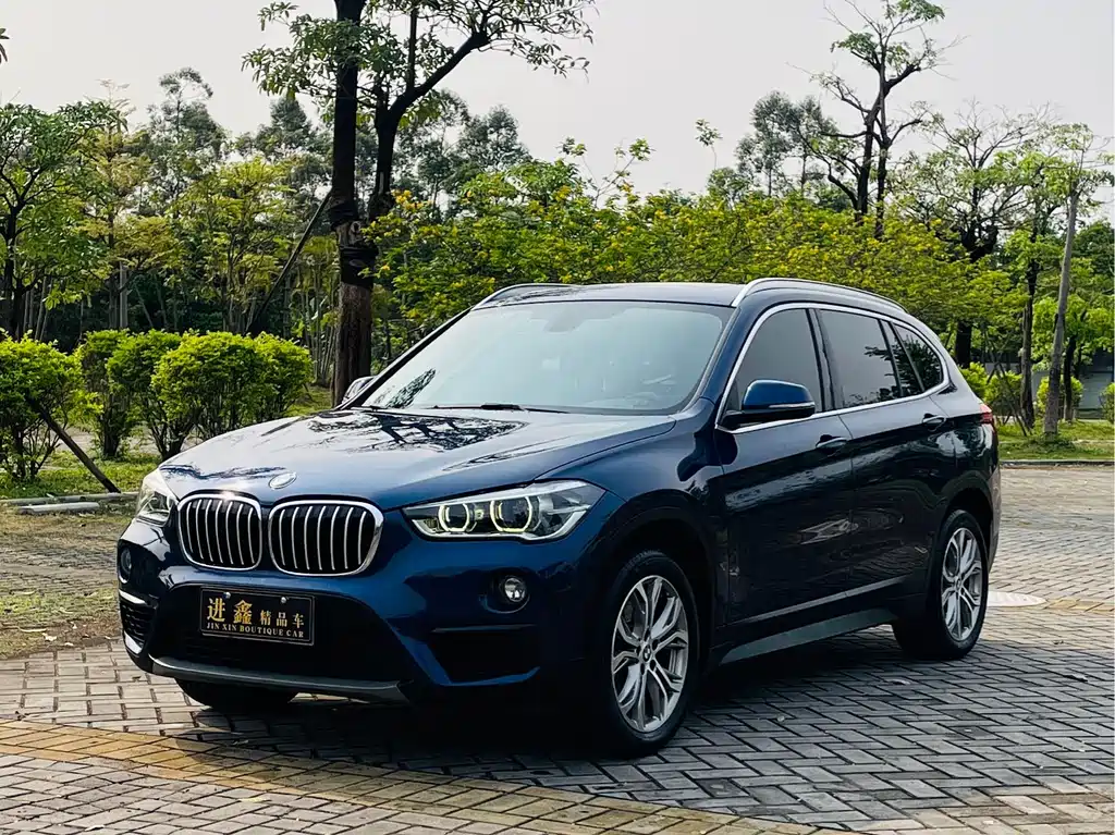 BMW X1 2018 — фото 1