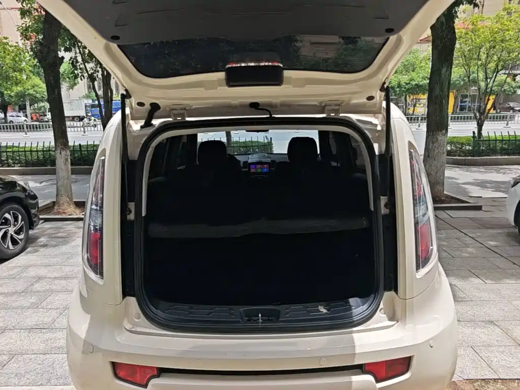 Kia Soul 2015 — фото 19