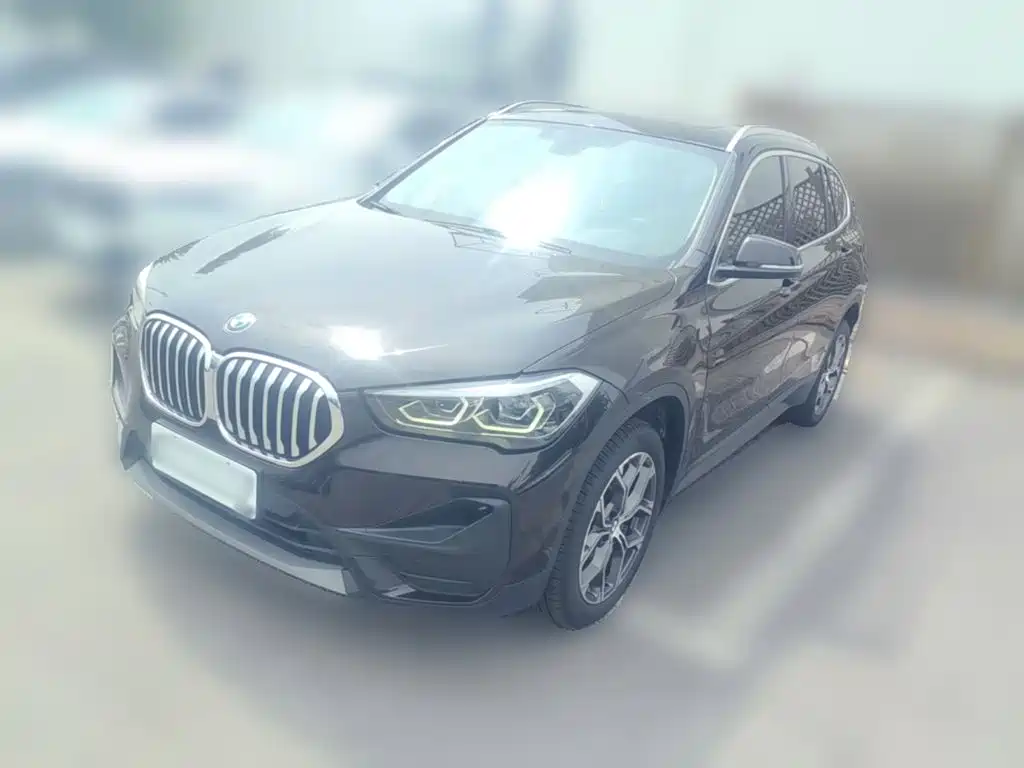 BMW X1 2021 — фото 3