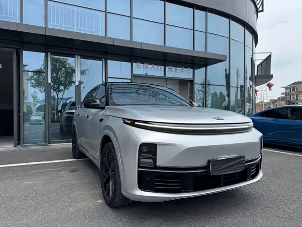 Li Auto L7 2023
