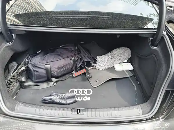 Audi A6L 2021