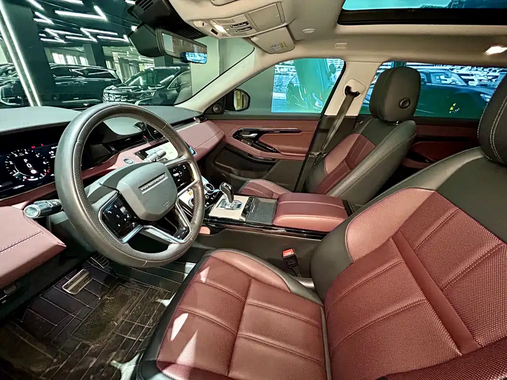 Land Rover Evoque 2023 — фото 9