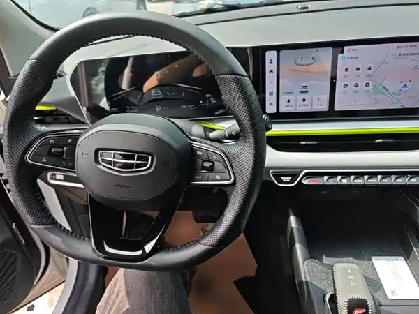 Geely Binyue 2022