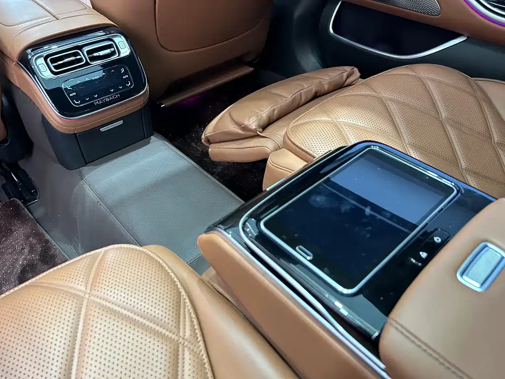 Mercedes-Benz S-Class 2023 — фото 21