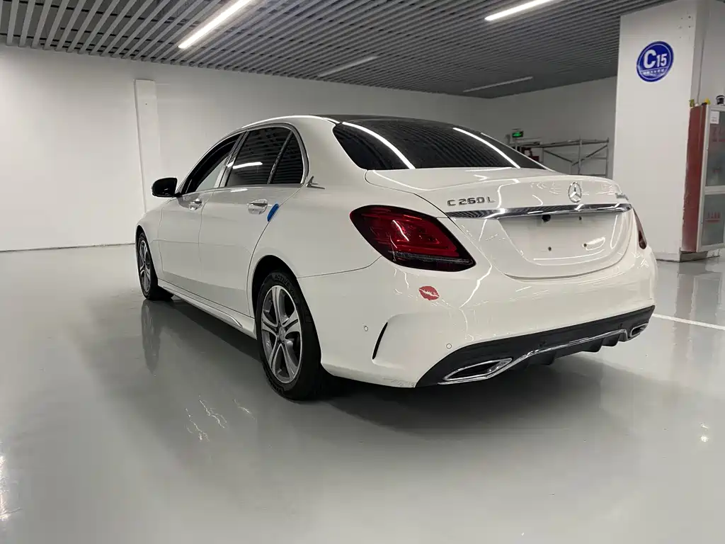 Mercedes-Benz C-Class 2020 — фото 14