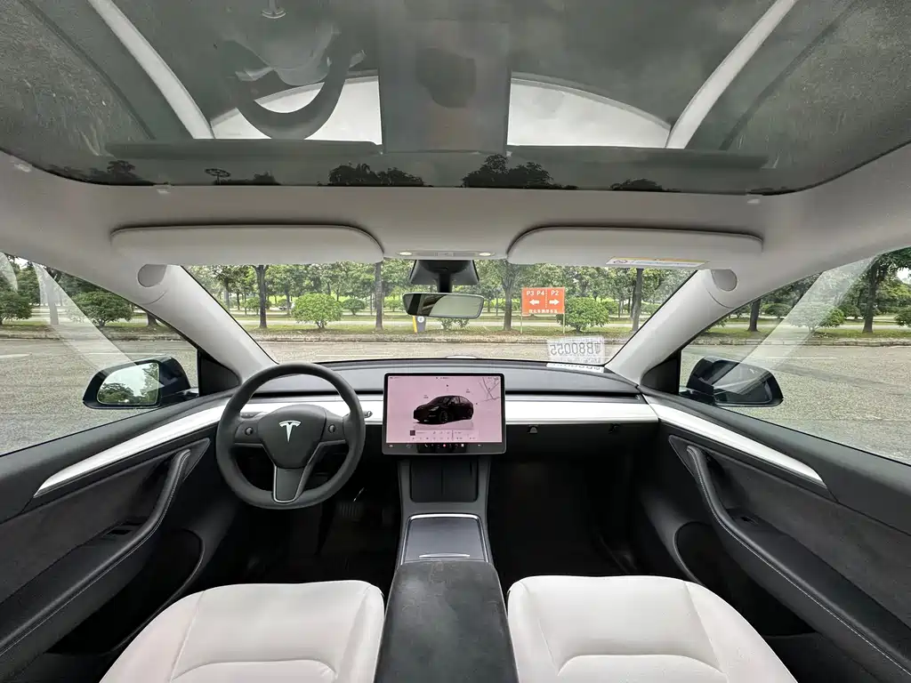 Tesla Model Y 2022 — фото 17