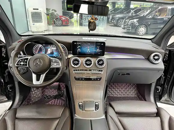 Mercedes-Benz GLC 2021