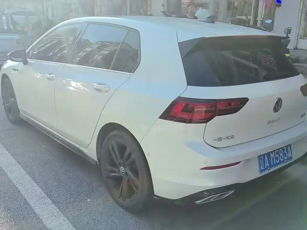 Volkswagen Golf 2023