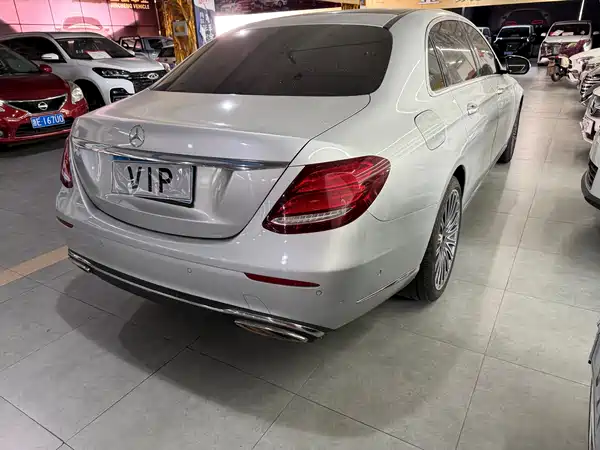 Mercedes-Benz E-Class 2016