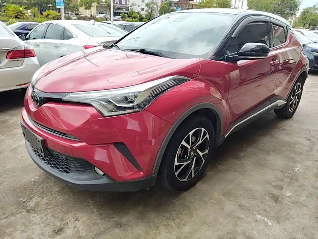 Toyota C-HR 2018 — фото 2