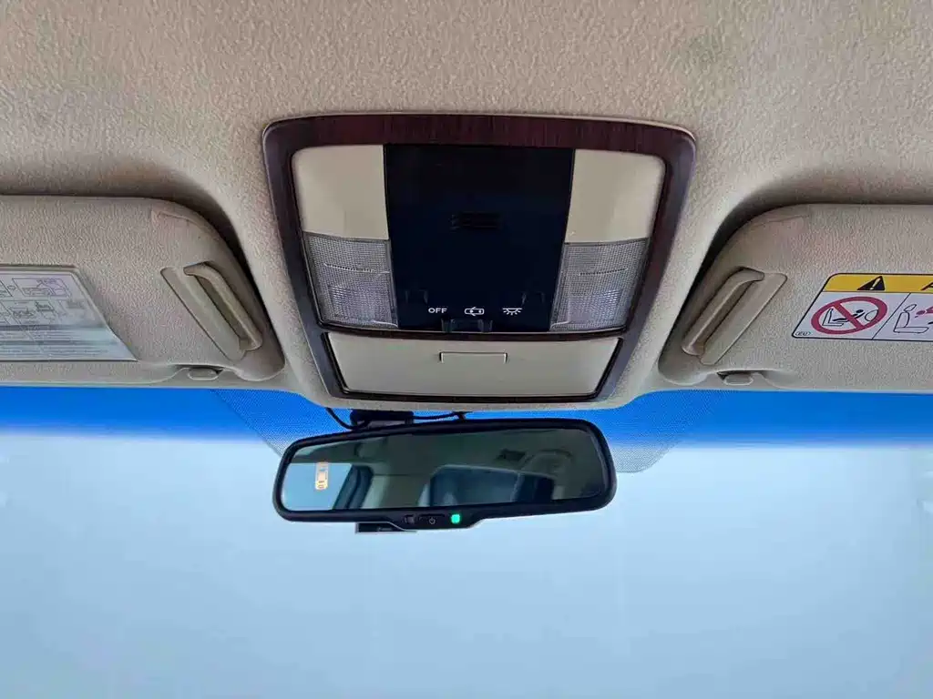 Toyota Prado 2017 — фото 18