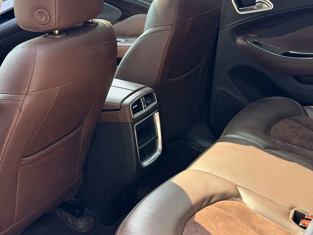 Buick Envision Plus 2017 — фото 15