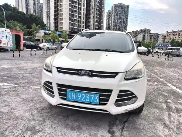 Ford Kuga 2014