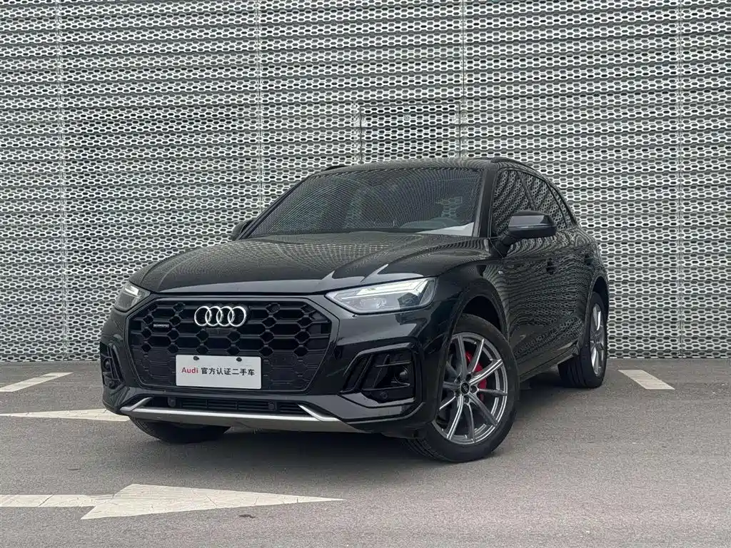 Audi Q5L 2024 — фото 1