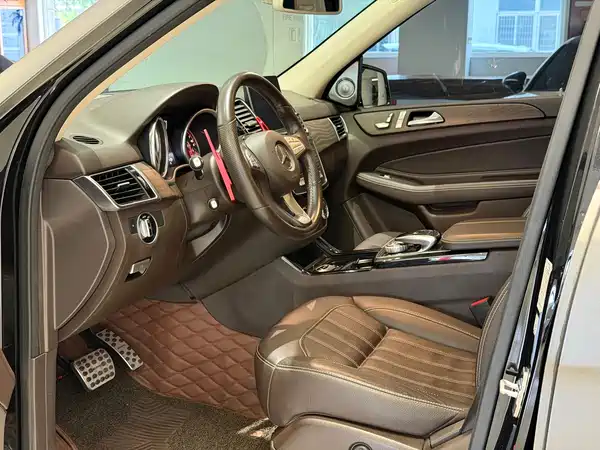Mercedes-Benz GLE 2016