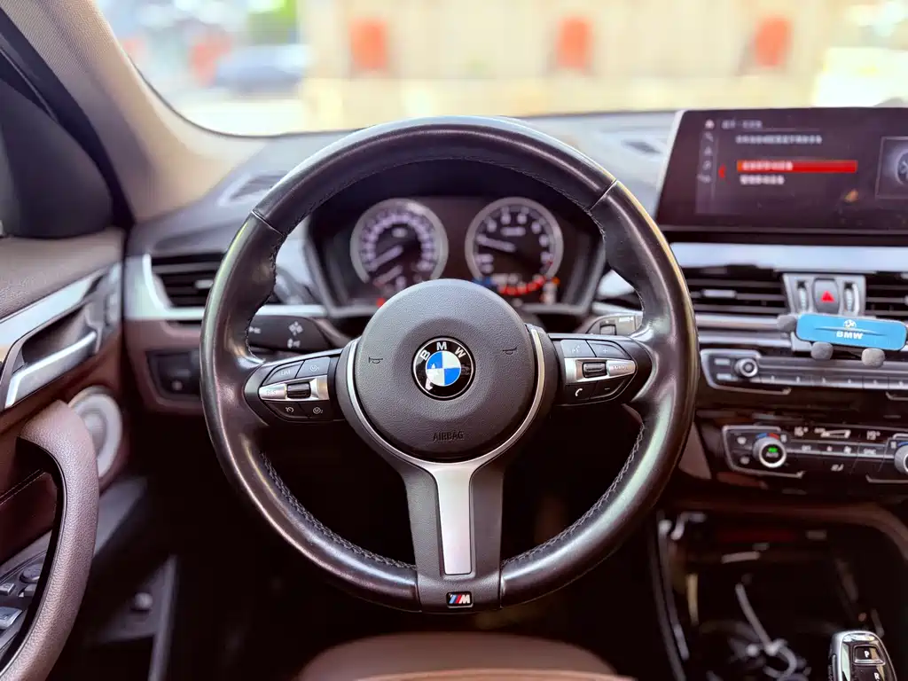 BMW X1 2021 — фото 15
