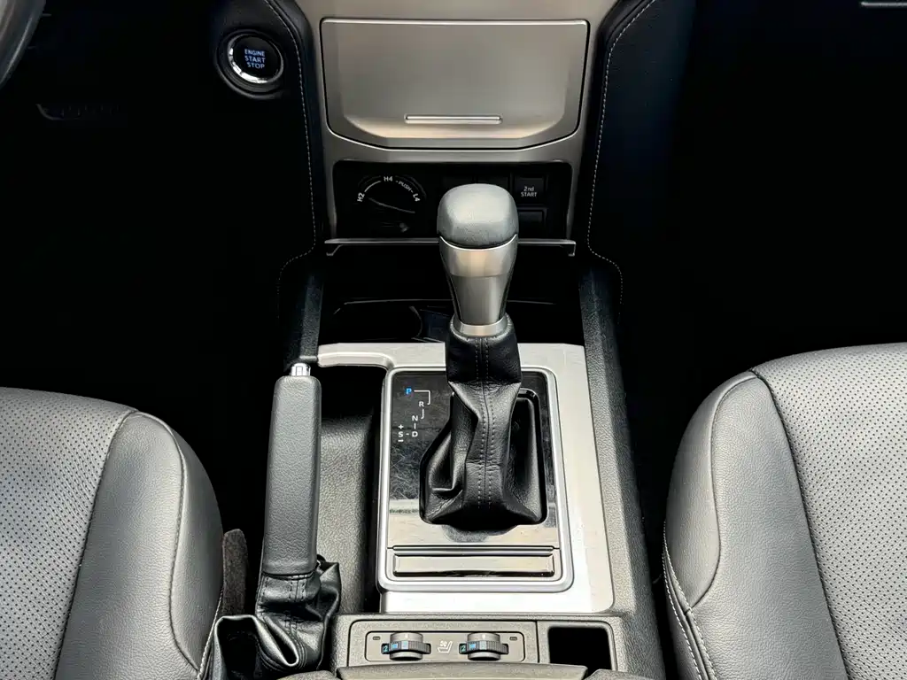 Toyota Prado 2019 — фото 13
