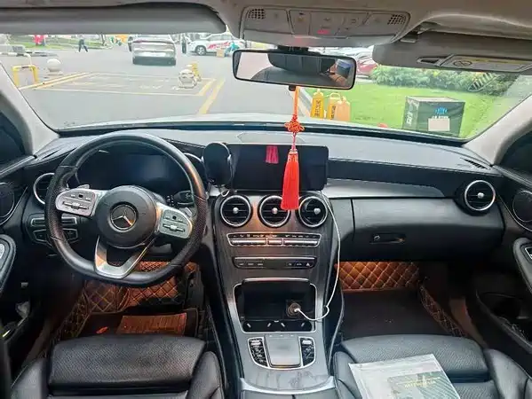 Mercedes-Benz C-Class 2021