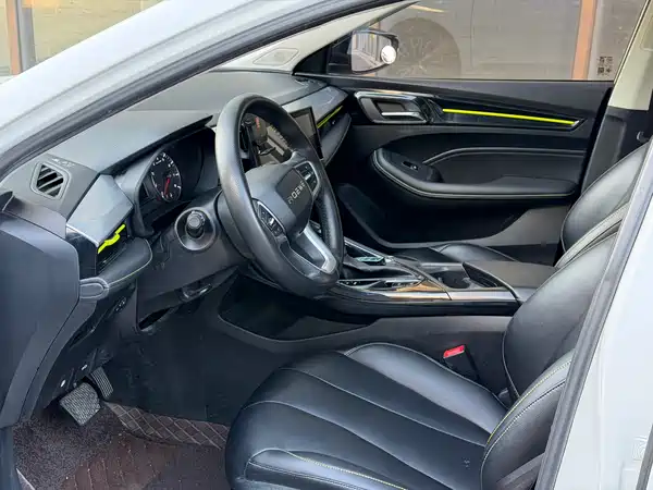 Roewe i5 2020