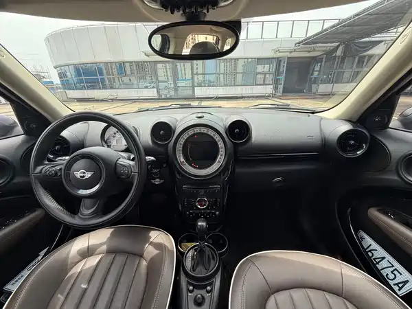MINI Countryman 2014