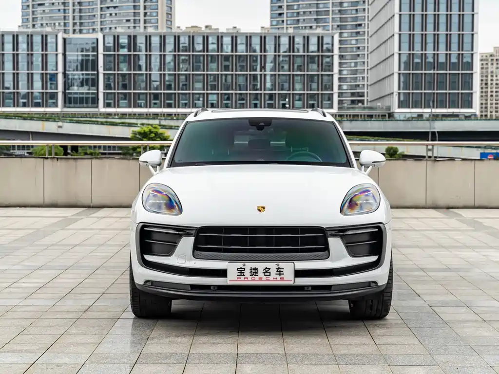 Porsche Macan 2023 — фото 2