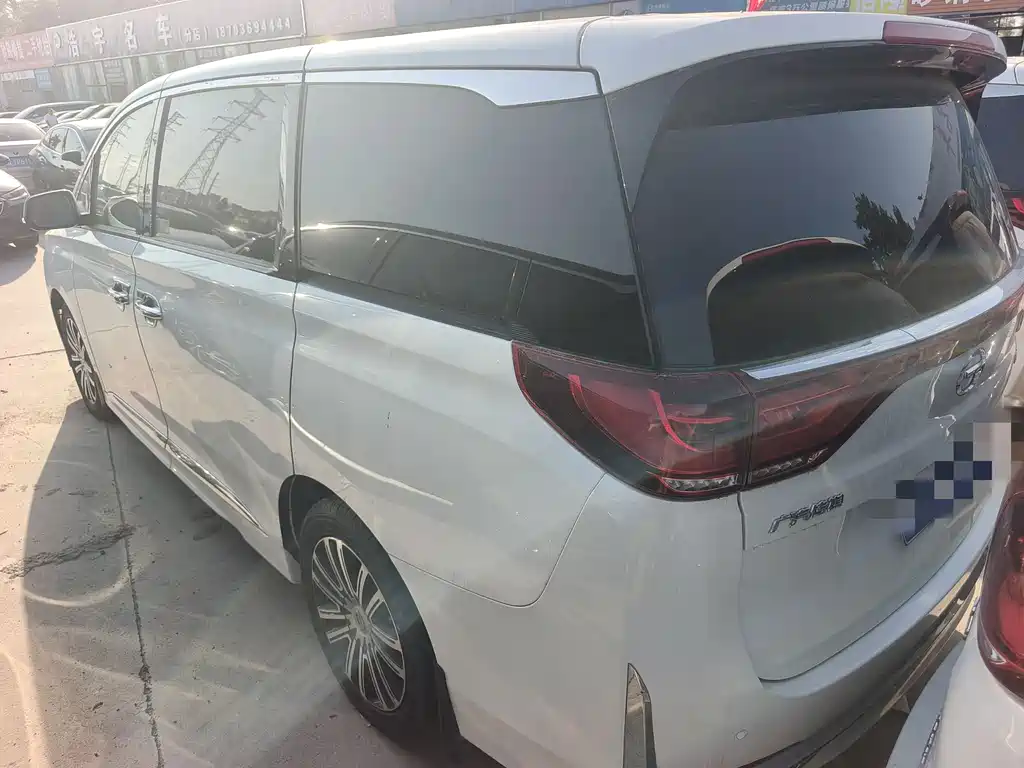 GAC Motor Trumpchi M8 2021 — фото 12